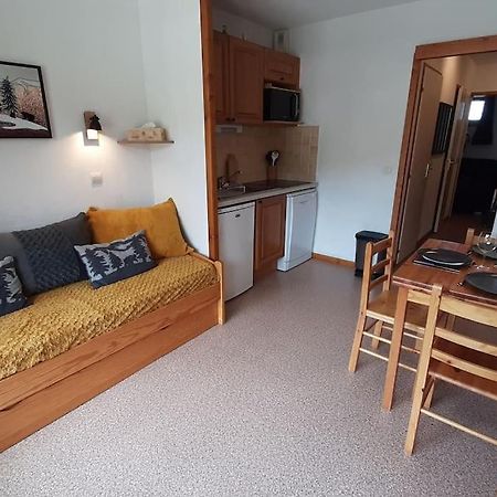 Superbe Appartement La Joue Du Loup Centre, 6 Personnes, Avec Parking Prive Saint-Étienne-en-Dévoluy エクステリア 写真