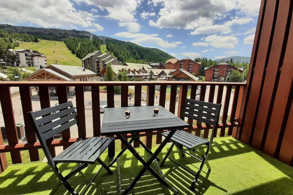 Superbe Appartement La Joue Du Loup Centre, 6 Personnes, Avec Parking Prive Saint-Étienne-en-Dévoluy エクステリア 写真