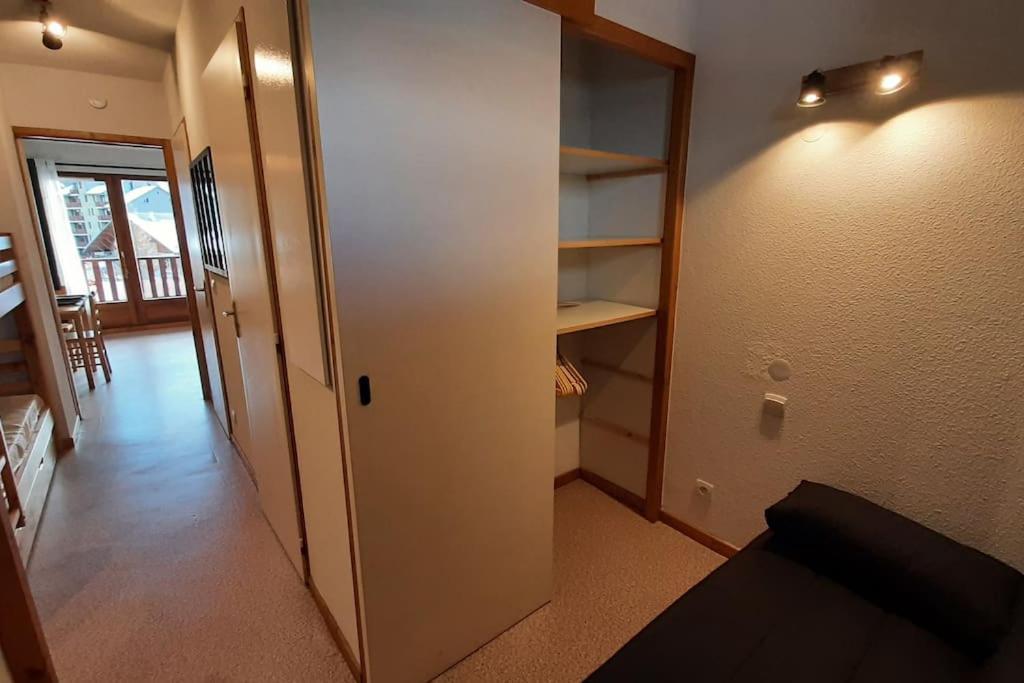 Superbe Appartement La Joue Du Loup Centre, 6 Personnes, Avec Parking Prive Saint-Étienne-en-Dévoluy エクステリア 写真